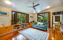 17 Junction Street, Edge Hill, Qld 4870