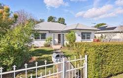 64 Gore Street, Port Macquarie, NSW 2444