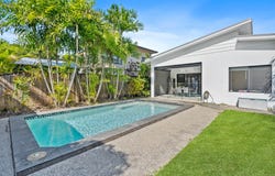 14 Beachfront Avenue, Trinity Beach, Qld 4879