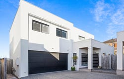 2/43 Balmoral Street, Balgownie, NSW 2519