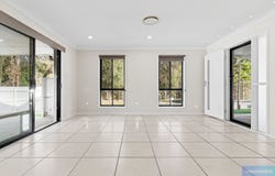 1/20 Stoneleigh Way, Holmview, Qld 4207