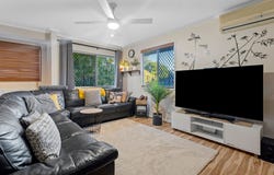 33 Strathford Avenue, Albany Creek, Qld 4035
