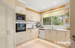 1 Benton Road, Healesville, Vic 3777