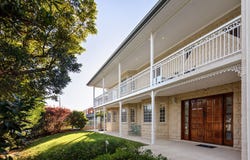 3 Highbury Close, Carindale, Qld 4152