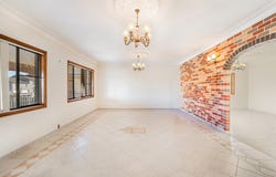 21 Hayman Avenue, Hinchinbrook, NSW 2168