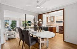 42 Cliff Avenue, Peakhurst Heights, NSW 2210