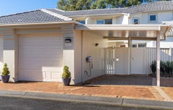 8145 Magnolia Drive West, Hope Island, Qld 4212