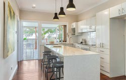 19 Hamilton Avenue, Hendra, Qld 4011
