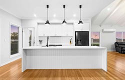 23 Railway Parade, Cambooya, Qld 4358