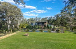 357 Hunchy Road, Hunchy, Qld 4555