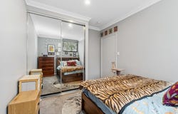 7/4 Endeavour Road, Morley, WA 6062