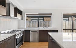 31 Canary Drive, Armstrong Creek, Vic 3217