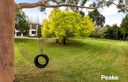 8 Caserta Drive, Berwick, Vic 3806