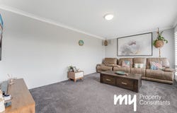 9 Dominish Crescent, Camden South, NSW 2570