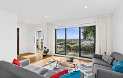 9 Annmaree Road, Highton, Vic 3216