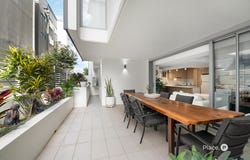 1/61 Ludwick Street, Cannon Hill, Qld 4170