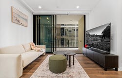 2172/51 Fish Lane, South Brisbane, Qld 4101