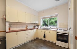 9 Bazley Street, Leongatha, Vic 3953