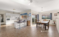 3 Cypress Court, Drouin, Vic 3818