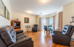 55 Holmes Road, Long Gully, Vic 3550