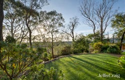 2-4 Stringy Bark Rise, Croydon North, Vic 3136