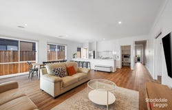 18 Wallaby Grove, Cowes, Vic 3922