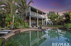 120-122 Exeter Street, Torquay, Qld 4655