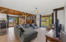 22 Clarkes Road, Enfield, Vic 3352