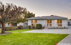 14 Thursley Way, Morley, WA 6062