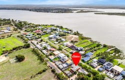 38 Sidney Parade, Hindmarsh Island, SA 5214