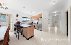 2 Studley Park Way, Caroline Springs, Vic 3023
