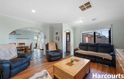 2/233 Greaves Street North, Werribee, Vic 3030