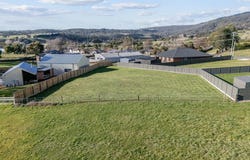 24 Lalla Road, Lilydale, Tas 7268