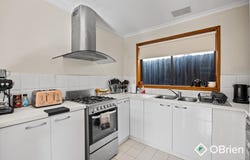 1/37 Ashleigh Avenue, Frankston, Vic 3199
