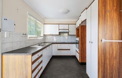 16 Dubarda Drive, Strathpine, Qld 4500