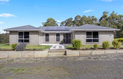 100 Wilkes Road, Hampton, Qld 4352