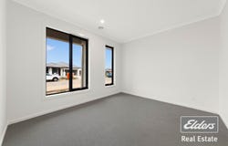 14 Cavill Way, Tarneit, Vic 3029
