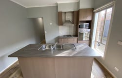 25 Belvoir Gardens, Derrimut, Vic 3026
