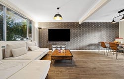 1/2 Edward Street, Macquarie Fields, NSW 2564