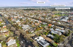 2/4 Pleasant Street South, Newington, Vic 3350