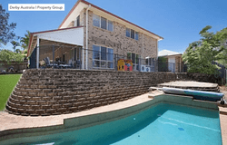 4 Robusta Rise, Burleigh Heads, Qld 4220