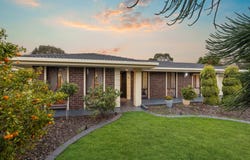 18 Patterson Court, Paralowie, SA 5108