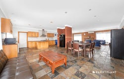 1/8 Shankland Boulevard, Meadow Heights, Vic 3048
