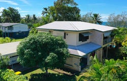 66 Taylor St, Tully Heads, Qld 4854