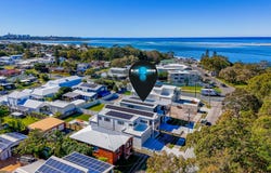 19 Lamerough Pde, Golden Beach, Qld 4551