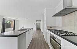 18 Moonee Street, Lakelands, WA 6180