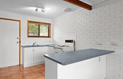 2/52 Happy Valley Road, Ironbark, Vic 3550
