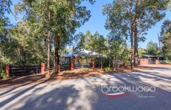 5 Grenville Road, Stoneville, WA 6081