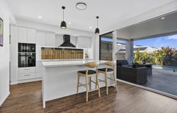 8 Ascot Cct, Palmview, Qld 4553