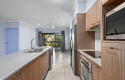31 Kinglake Avenue, Springfield Lakes, Qld 4300
